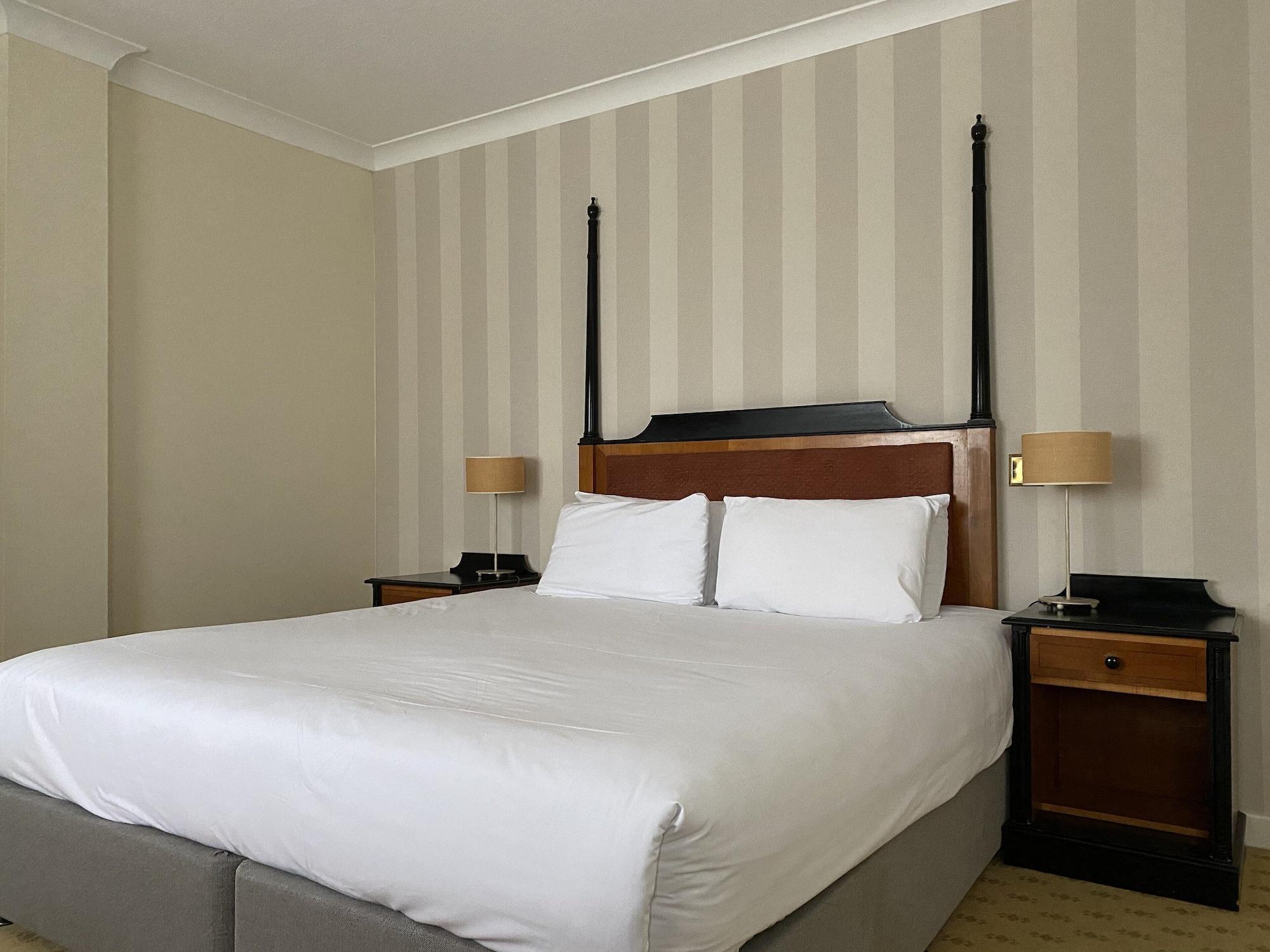 บรูค โมลลิงตั้น บานาสเตอร์ โฮเต็ล แอนด์ สปา Hotel เชสเตอร์ ภายนอก รูปภาพ