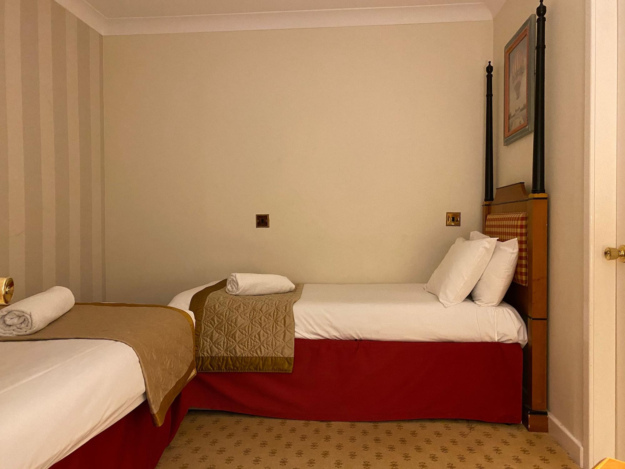 บรูค โมลลิงตั้น บานาสเตอร์ โฮเต็ล แอนด์ สปา Hotel เชสเตอร์ ภายนอก รูปภาพ