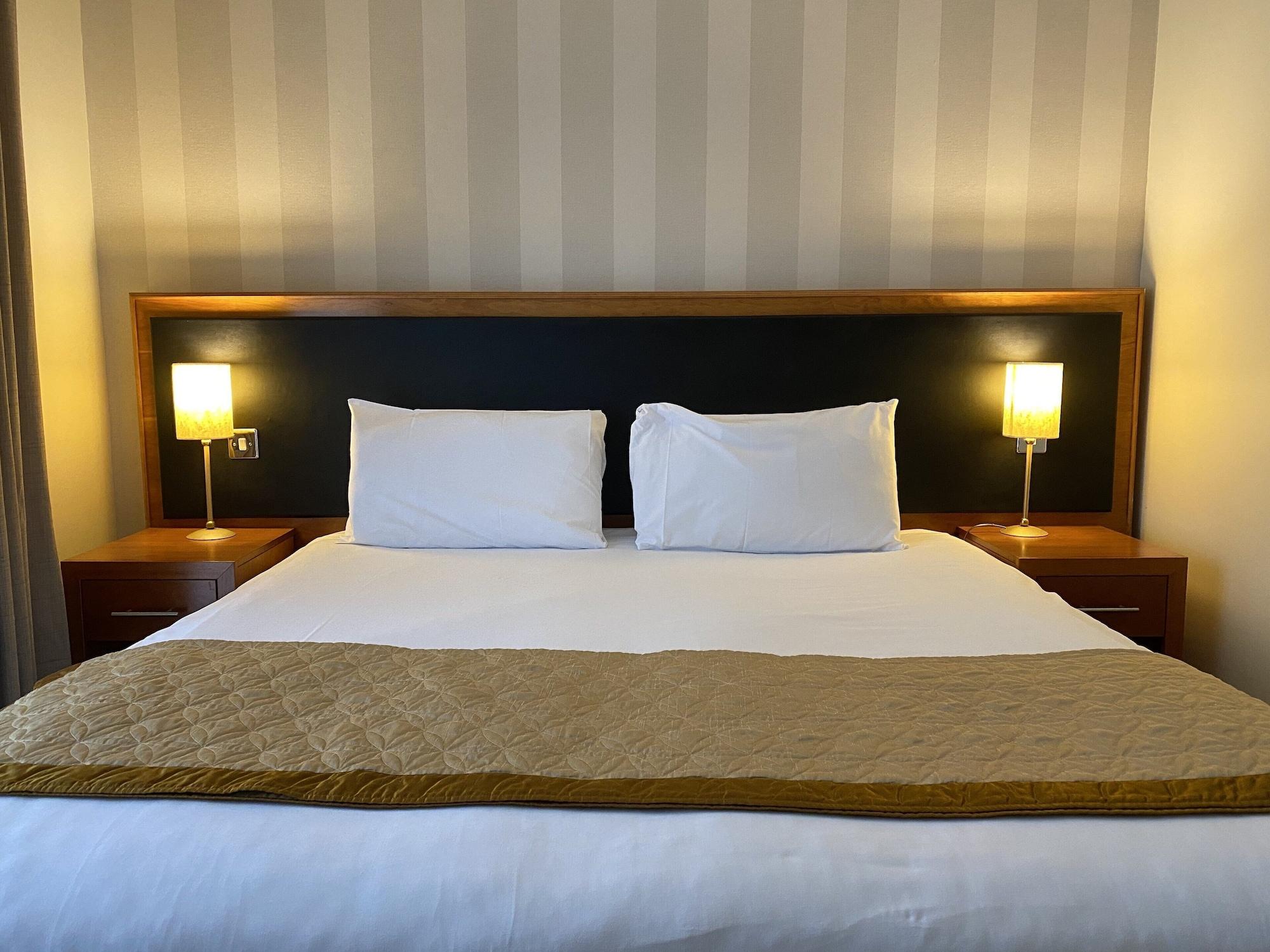 บรูค โมลลิงตั้น บานาสเตอร์ โฮเต็ล แอนด์ สปา Hotel เชสเตอร์ ภายนอก รูปภาพ